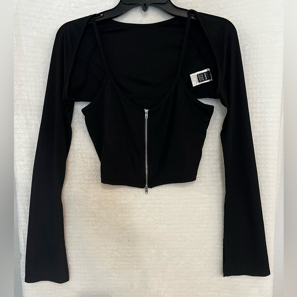 SHEIN Black Long Sleeve Crop Top with Zipper